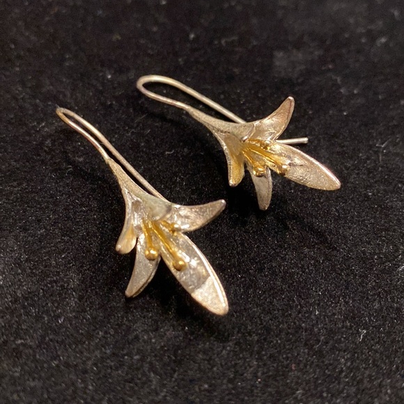 Sterling Silver Lily Earrings - Picture 7 of 11